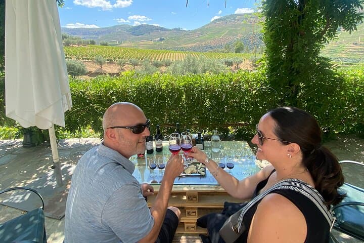 Private Douro Luxury tour,Private Boat,Wine,visits, 5 Stars Lunch