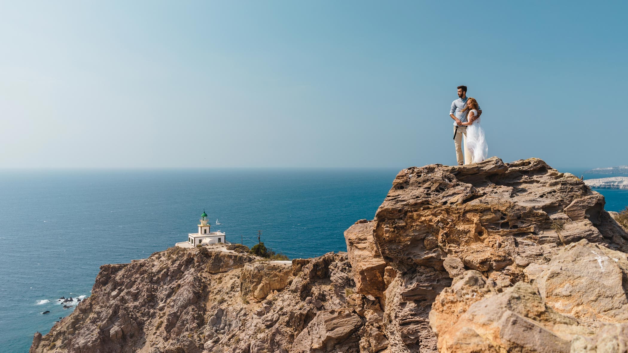 Discover gorgeous southern Santorini