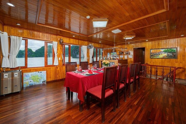 Day Tour In Cat Ba Vietnam Bike and Boat Ride