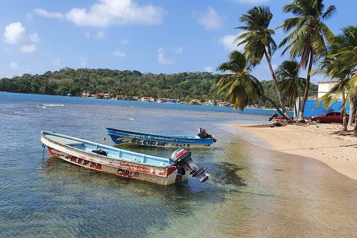 CARIBBEAN BEACH DAY ON ISLA GRANDE. Snorkeling, Lunch & Fun!