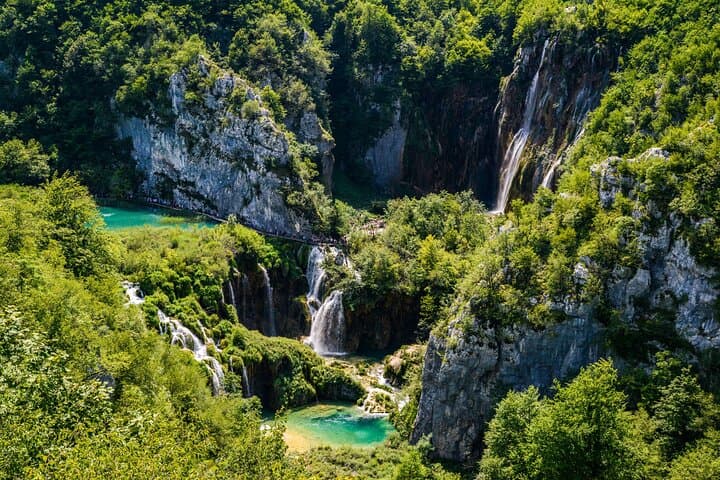 Private Full - Day Tour: Plitvice Lakes from Dubrovnik