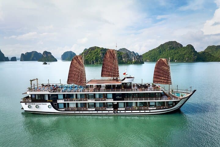 Amanda Cruise Luxury Halong Bay and Lan Ha Bay 2 Days Tour 