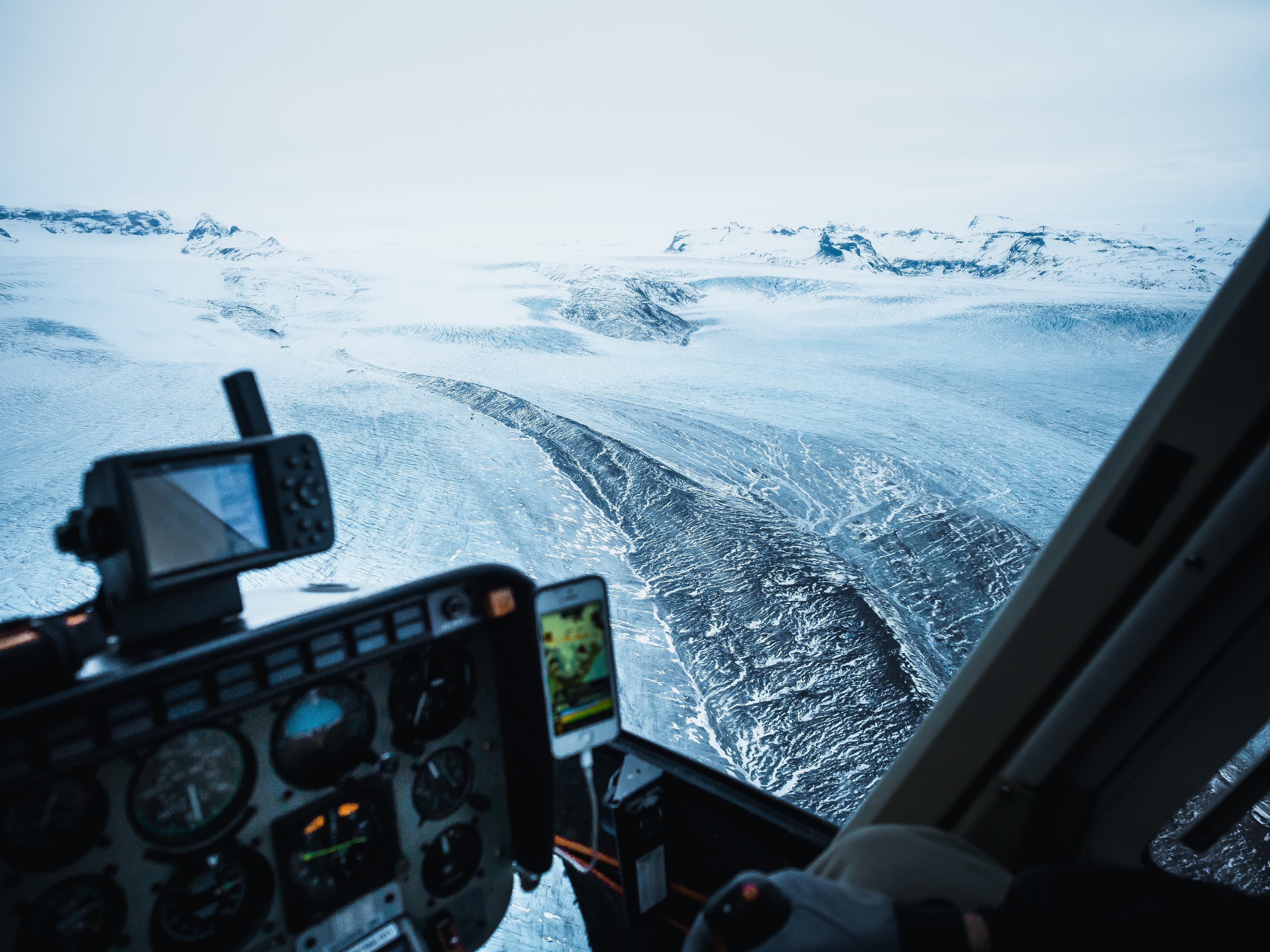 Glacier Lagoon Panorama – Full-Day Helicopter Tour from Reykjavík