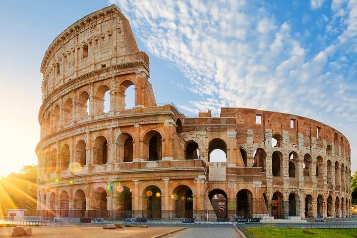 Private Transfer from Amalfi to Rome with 2 hours for sightseeing