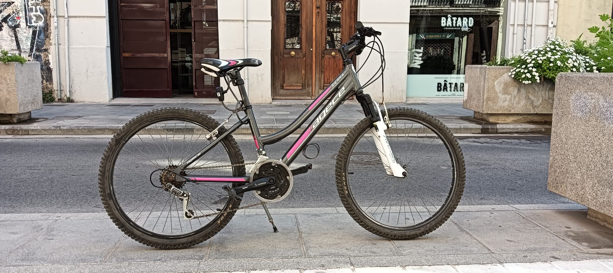 City bike rental for kids.