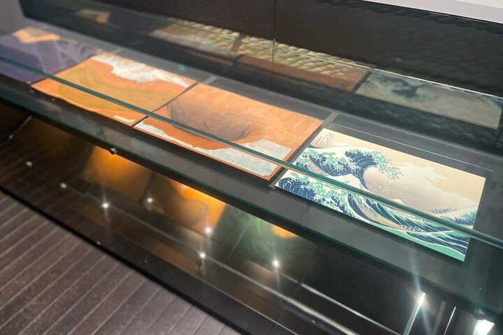 Tokyo: Know about Hokusai and Sumo culture in 2.5 hours