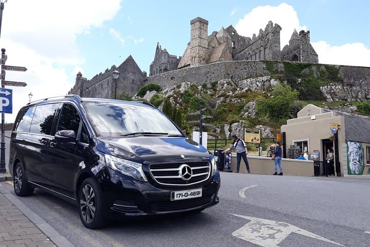 Rock of Cashel, Cahir & Blarney Castle Private Luxury Day Tour 
