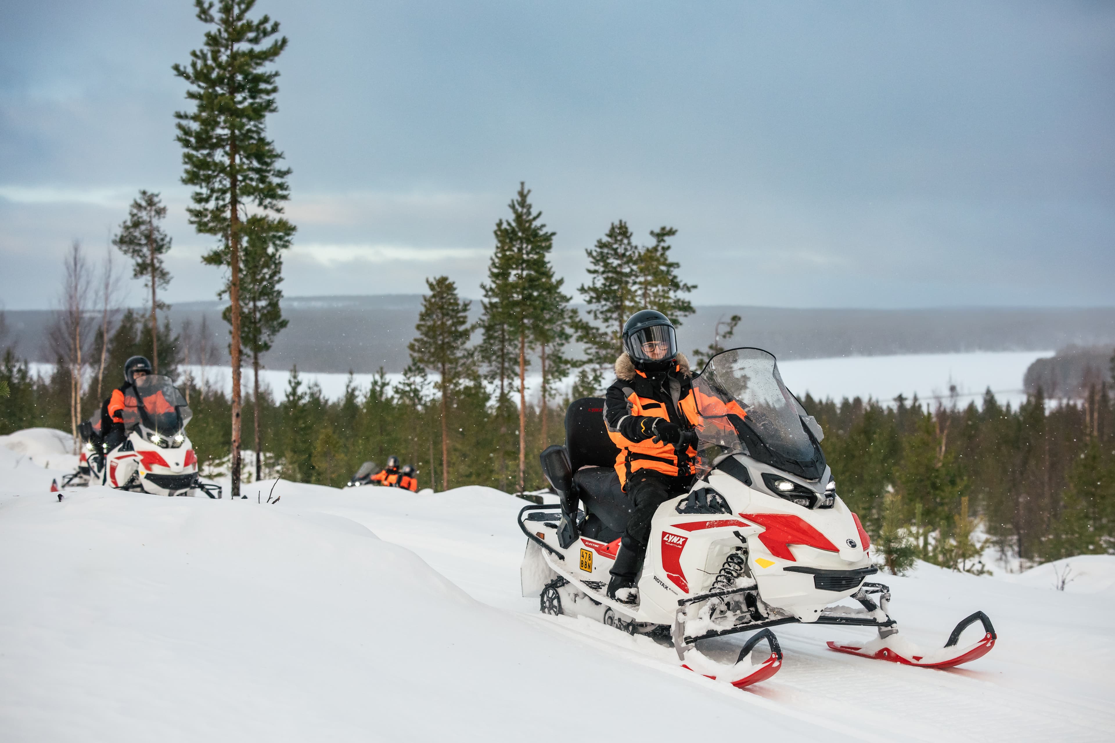 4 h electric snowmobile safari in Rovaniemi