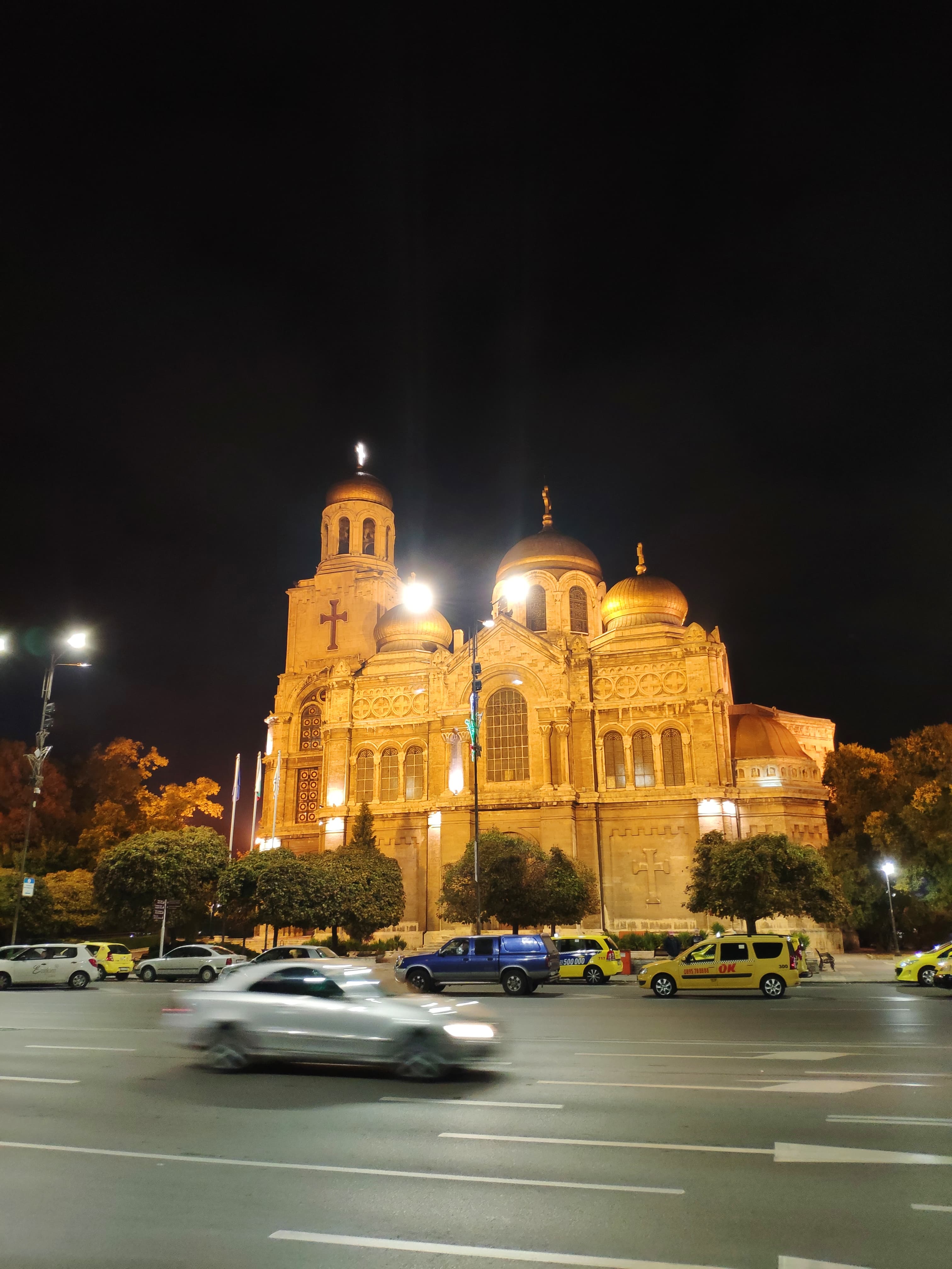Cathedral of the Assumption of the Virgin Self-Guided