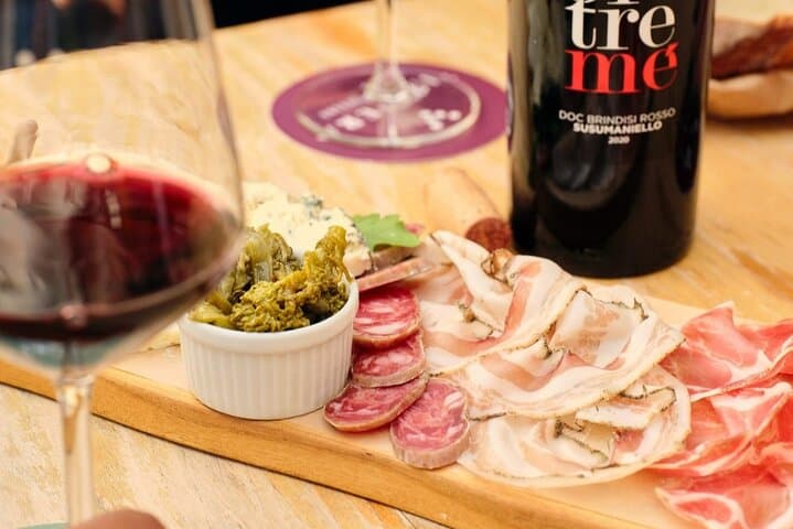 Wine Tasting in Locorotondo: Discover Apulian Wines