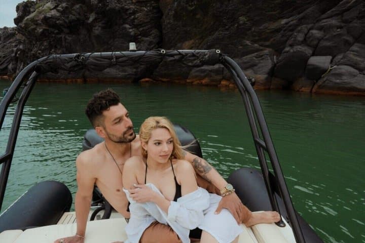 santorini escape tour