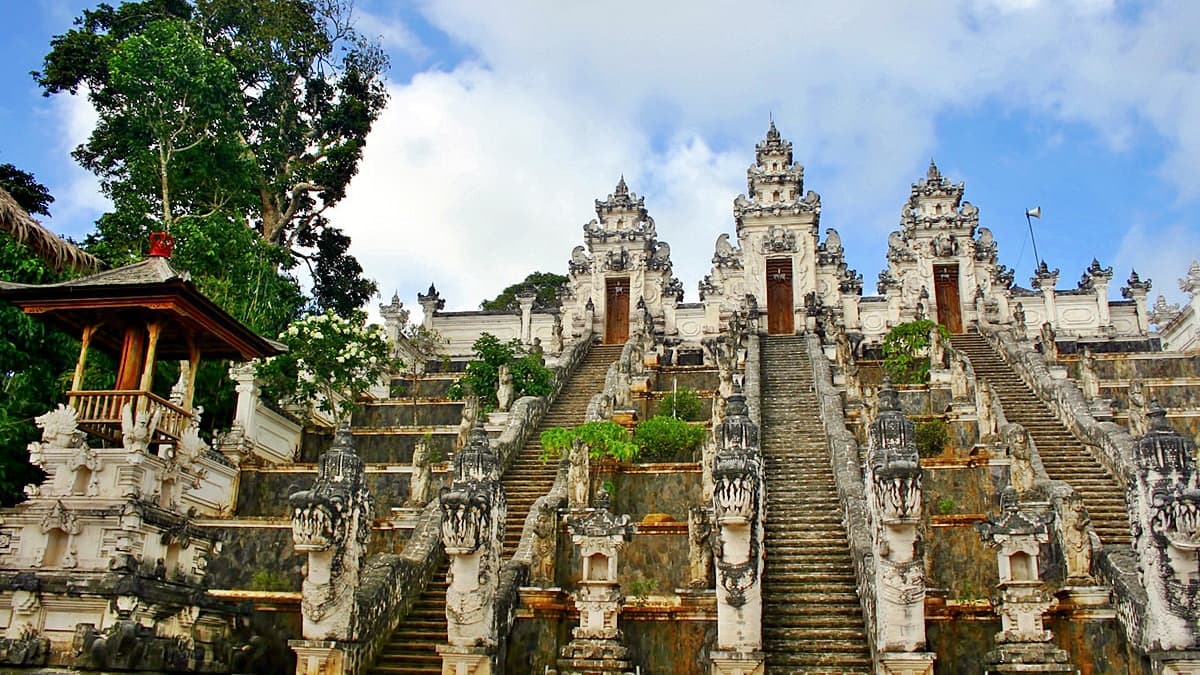 Besakih  Temple  and Lempuyang's Gates of Heaven Tour
