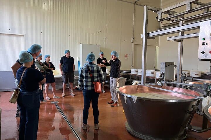  Food Valley: Parmesan, Prosciutto, Balsamic, Wine & Ferrari Day Tour