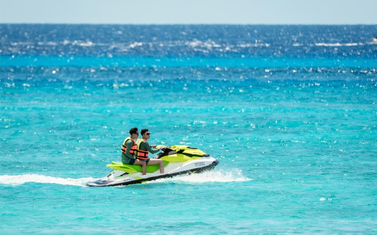 Coastal Rush: Jet Ski & Chill at Cozumel