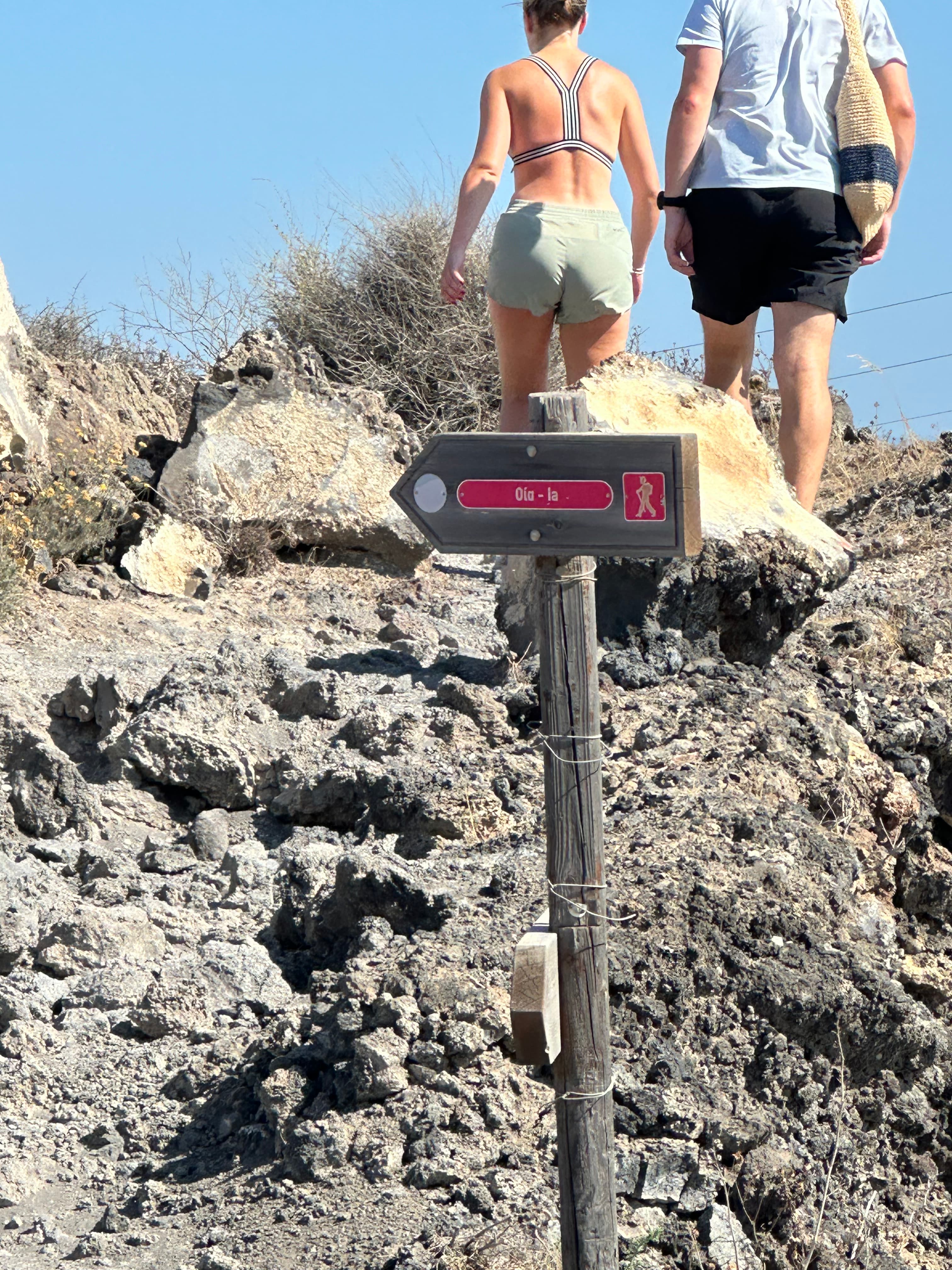 Santorini Caldera Hike from Fira to Oia with Guide