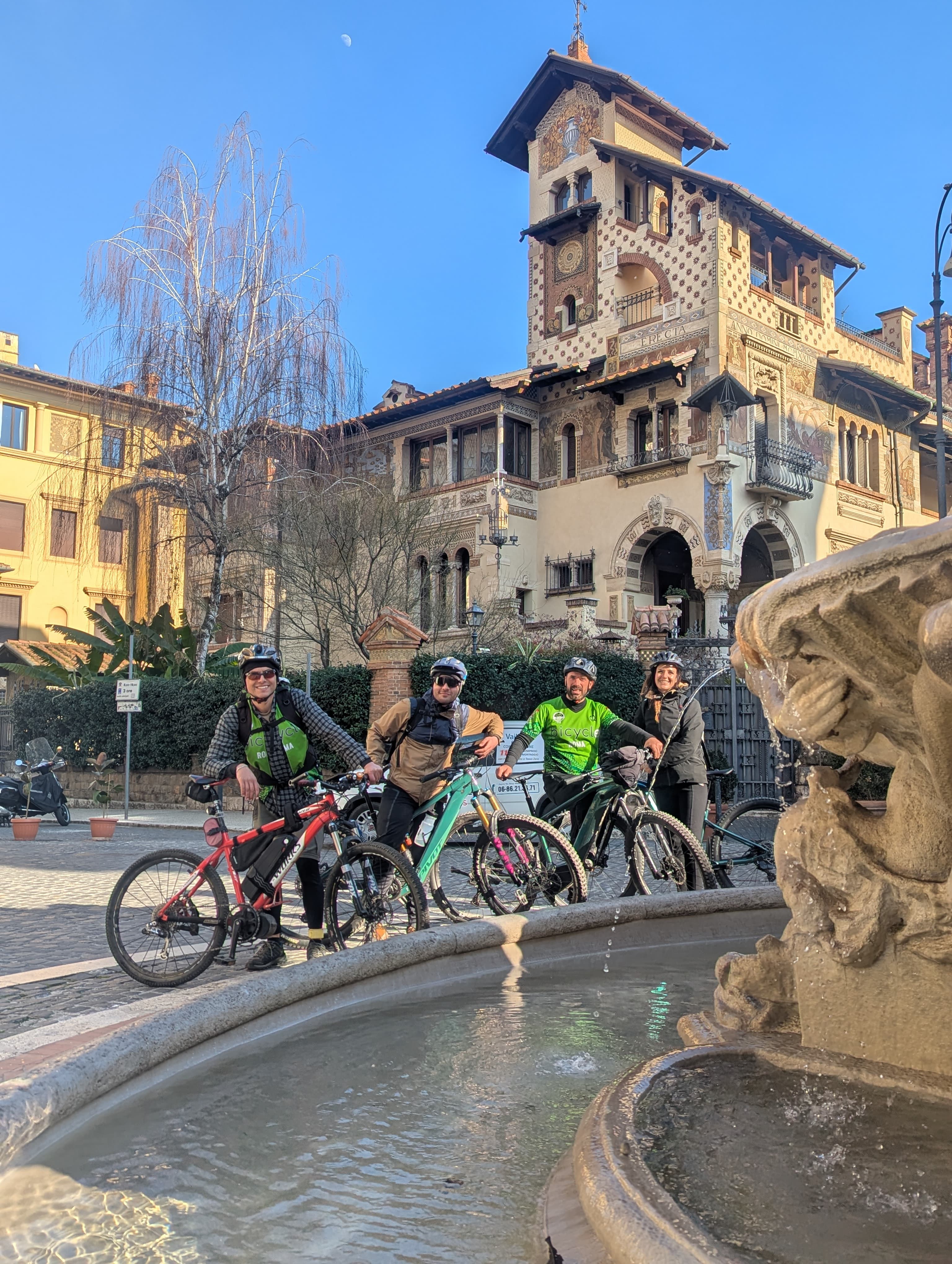 Unexpected Rome: cycle between Villa Borghese and Villa Ada, discover the magic of the Coppedè district