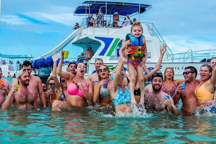 Snorkeling Tour in Punta Cana with Natural Pool and Open Bar
