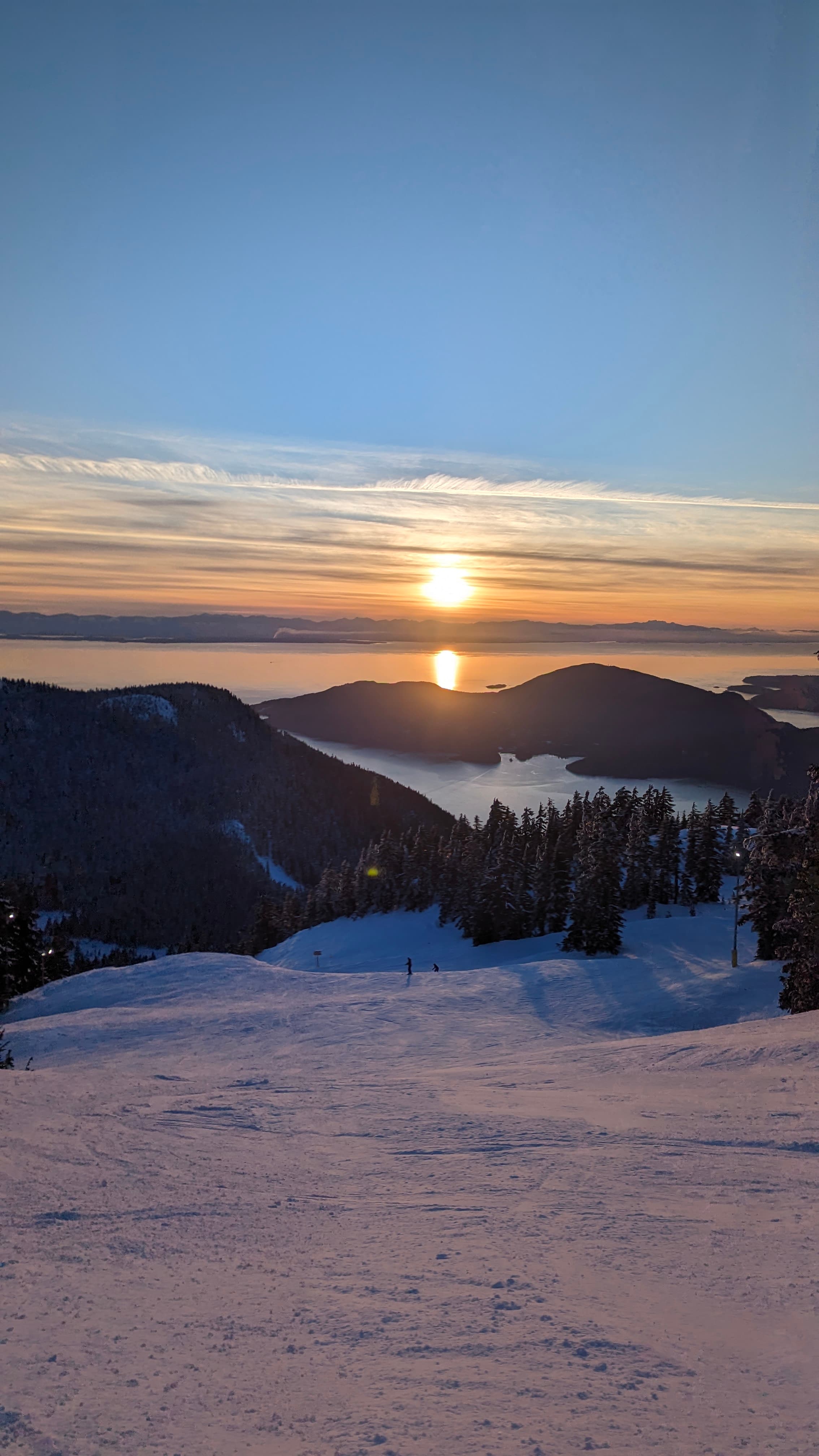 Grouse Mtn, Stanley Park, Capilano Hatchery, Cleveland Dam, Capilano Lush Rainforest & Lynn Canyon Tour