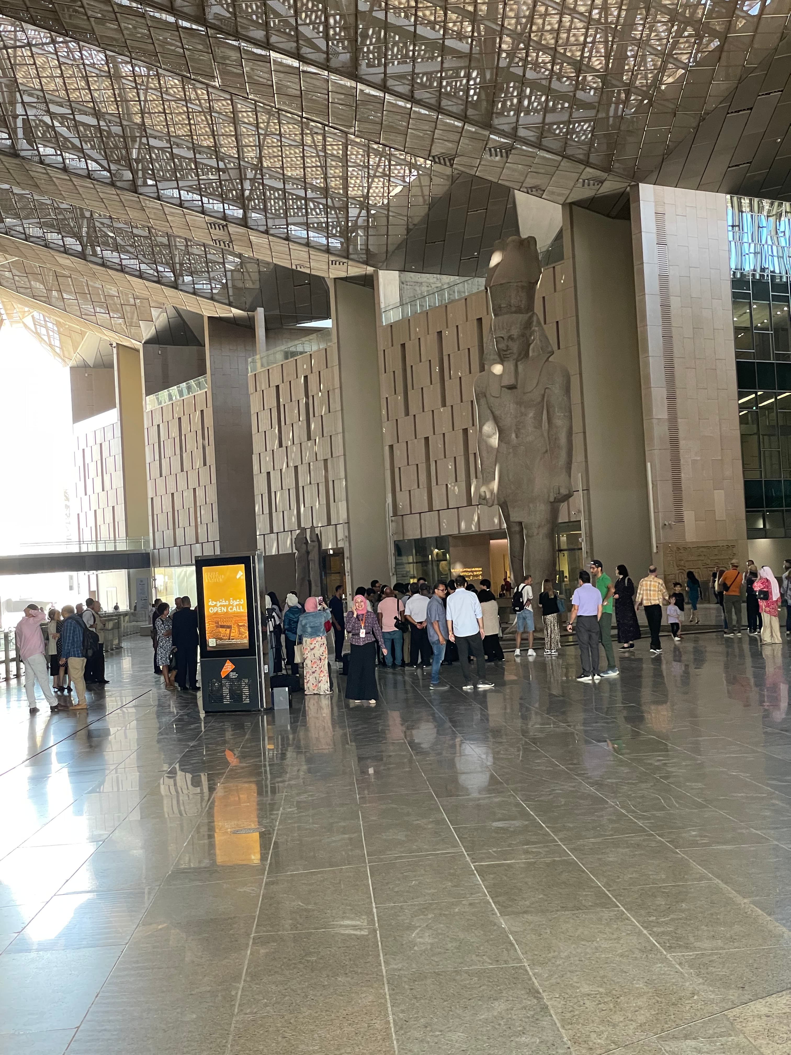 Un día completo: Pirámides de Guiza, Gran Museo Egipcio y Khan El Khalili