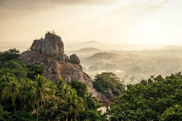 Private Day Trip to Anuradhapura Kingdom and Avukana From Kandy