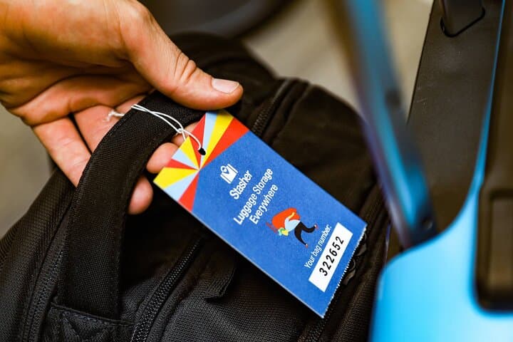 Milan: Luggage Storage Service with No Size Restrictions