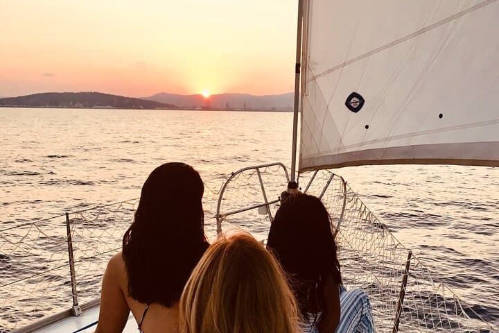 Barcelona Sunset Private Sailing with Open Bar & Snacks (max 9)