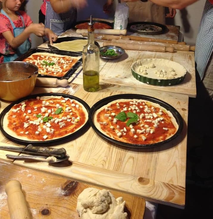 Pizza making course for adults and children