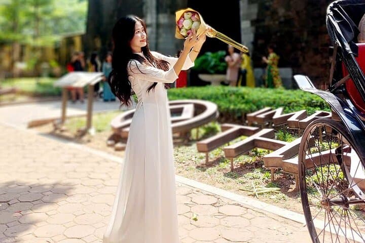 Hanoi Instagram Photo Tour: Ao Dai And Rickshaw Ride 