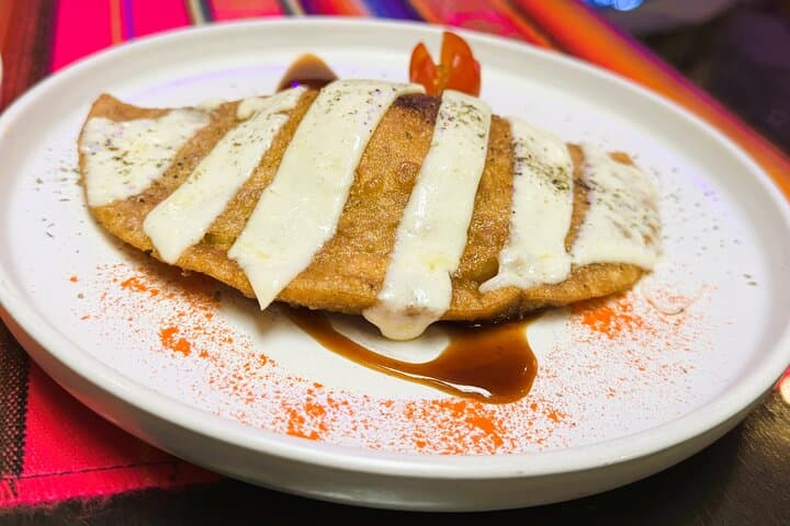 Quito Food and Cacao Tasting Tour in Hidden Gems