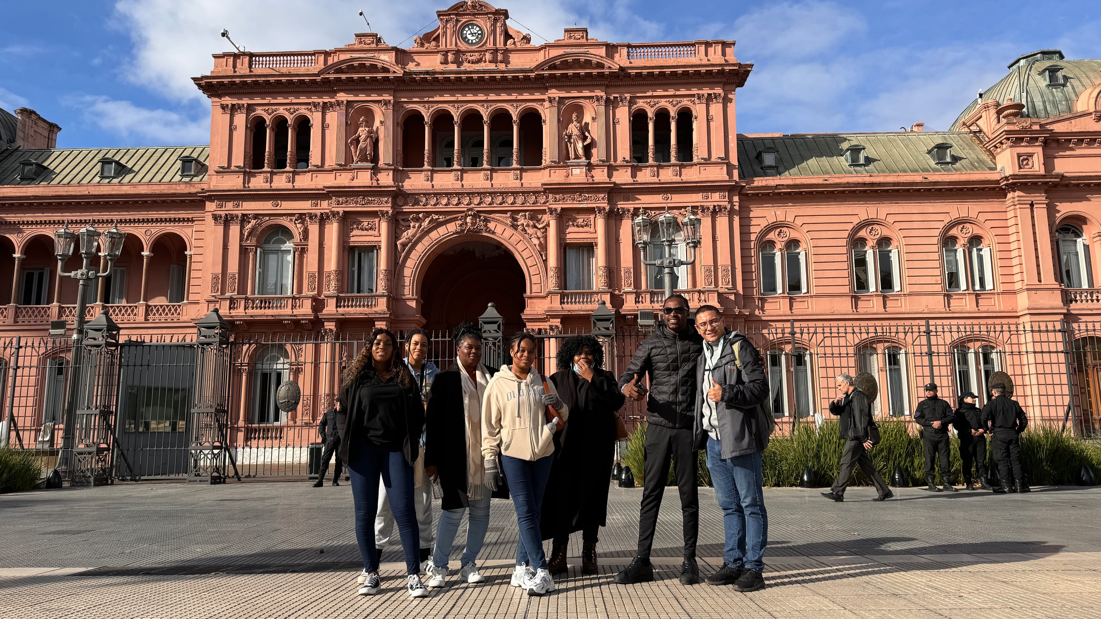 Small Group Buenos Aires City Tour and River Navigation