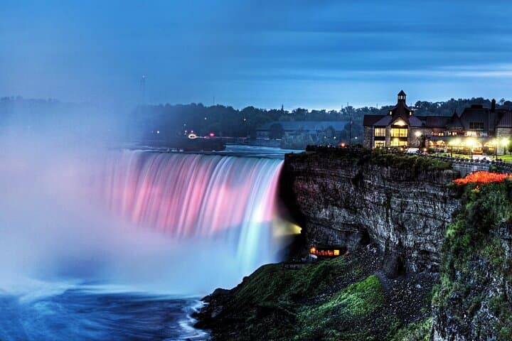 Niagara Falls Nightlight Experience with Fireworks (USA Side)