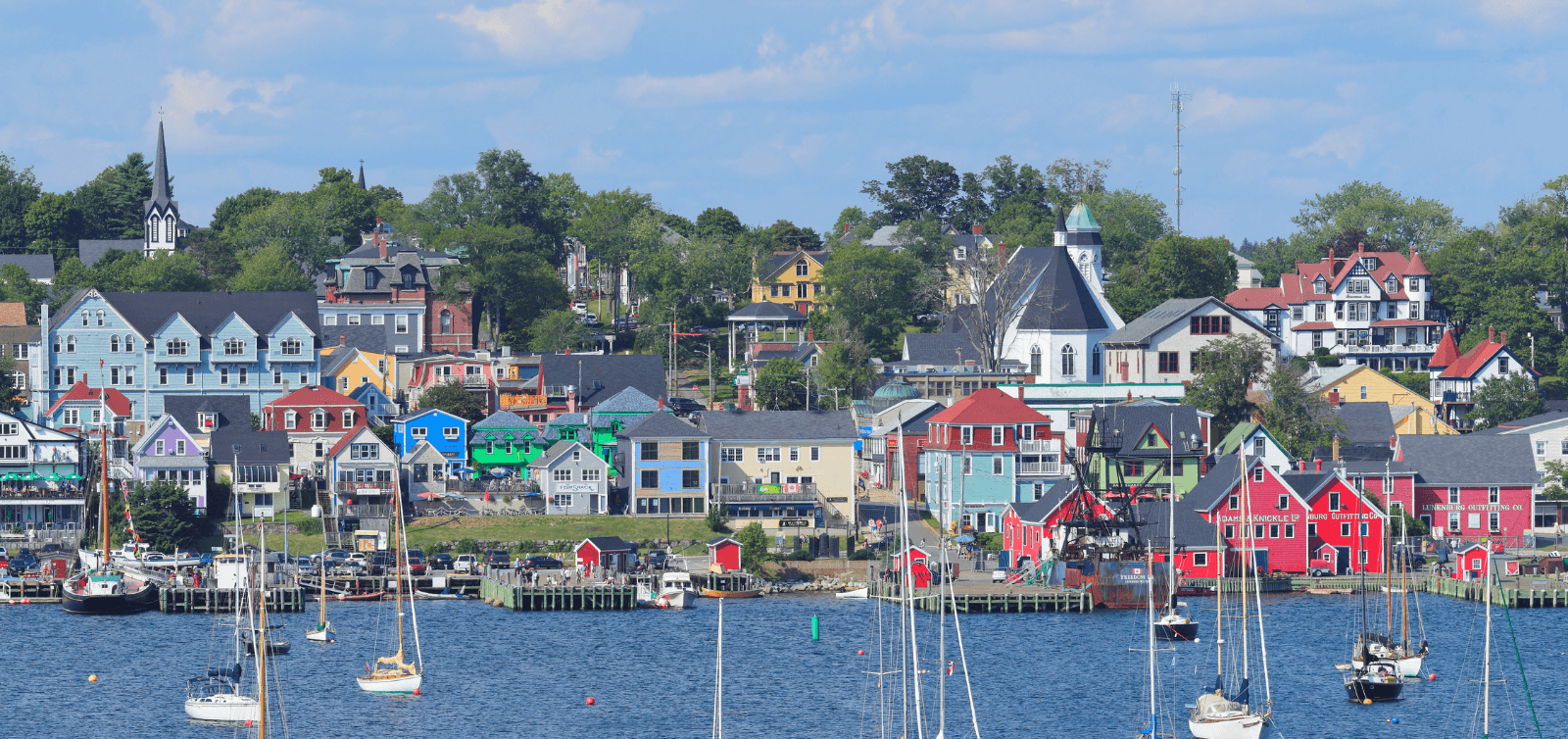 Lunenburg, Peggy's Cove & Mahone Bay Private Day Trip from Halifax