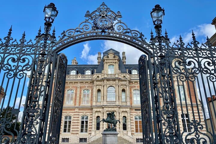 Moet et Chandon Ruinart VIP Cellars & Tastings trip from Paris.