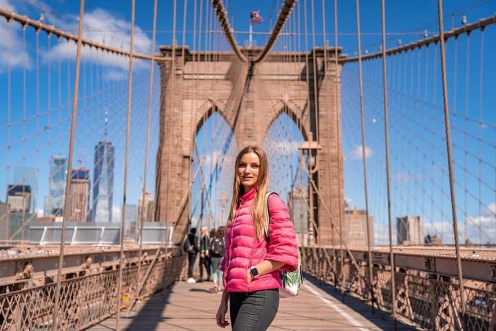 Brooklyn Walking Tour History and Views of DUMBO