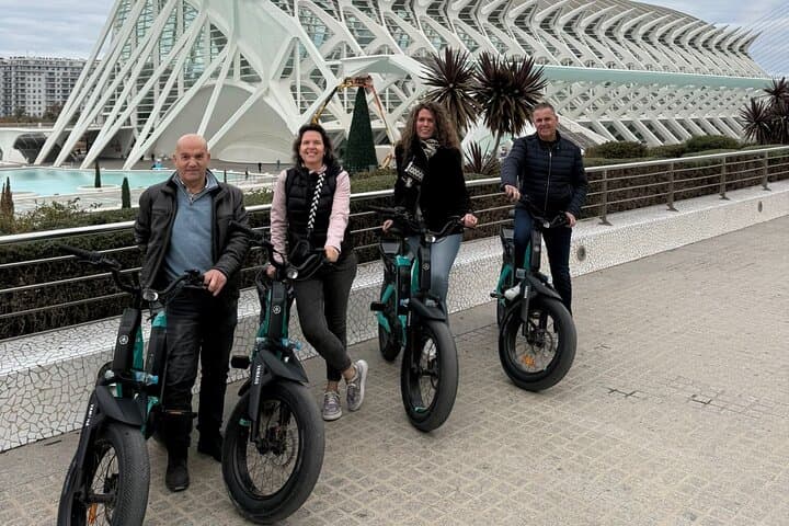 Yamaha Fat Bike Adventure: Valencia’s Past and Future