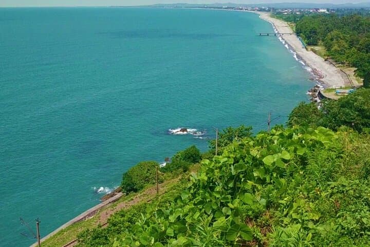 Tbilisi & Batumi: 8 Days of Georgian Wonders