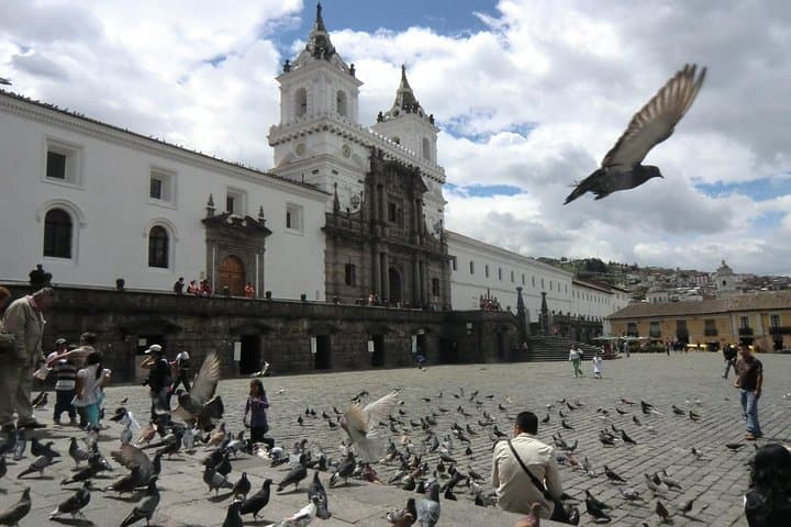 Private Quito City Tour and Equator line 