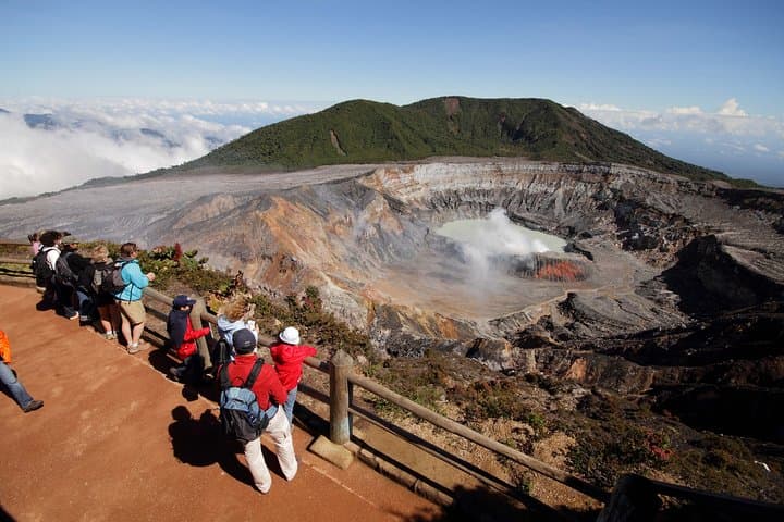 Poas Volcano, Doka Coffee Tour & La Paz Waterfalls