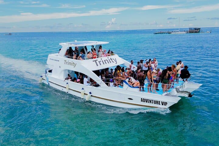 Punta Cana Party Boat Cruise with Snorkeling, Open Bar & Hip Hop