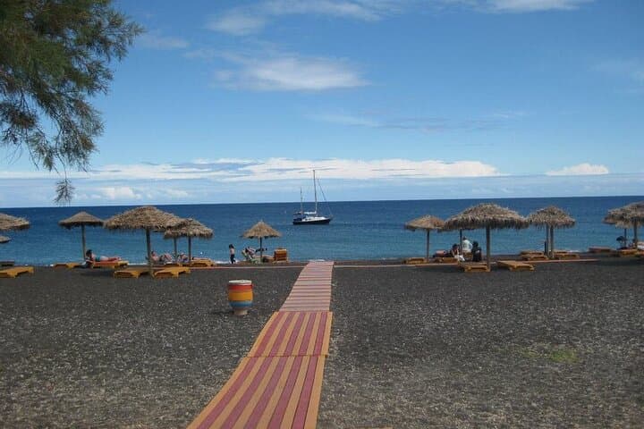 Santorini Highlights & Hidden Gems – Private Family-Friendly Tour