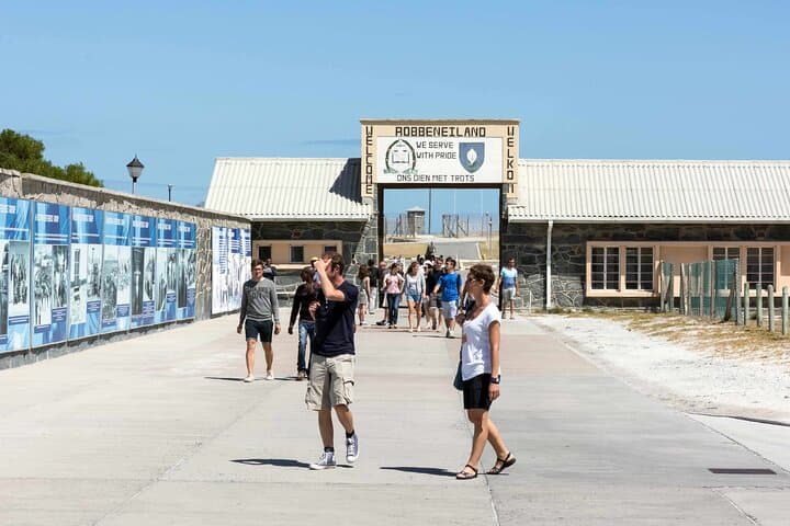 Robben Island and Table Mountain City Guided Full Day Tour