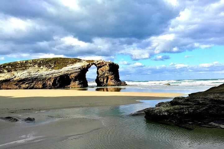Excursion to Lugo, Catedrais Beach and Asturias 