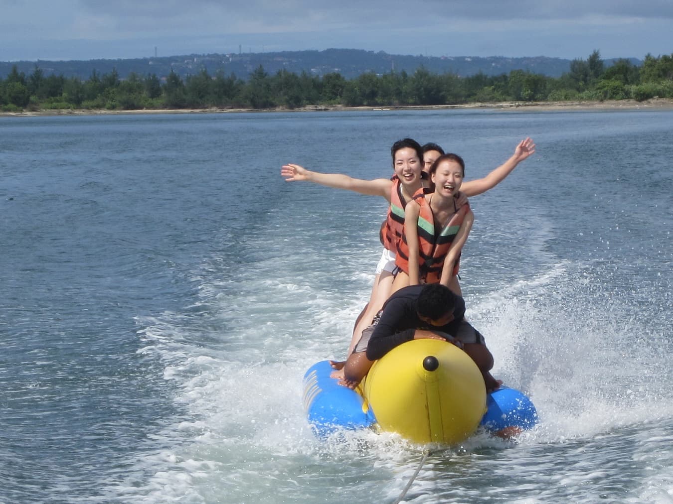 Nusa Dua Marine Parasailing Adventure and Banana Boat with Hotel Pick up