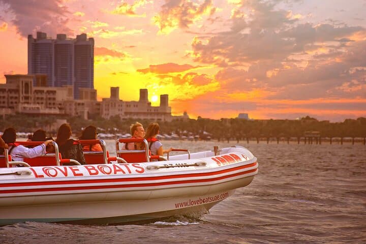 Private Dubai Speedboat Tour: Marina, Atlantis & Burj Al Arab