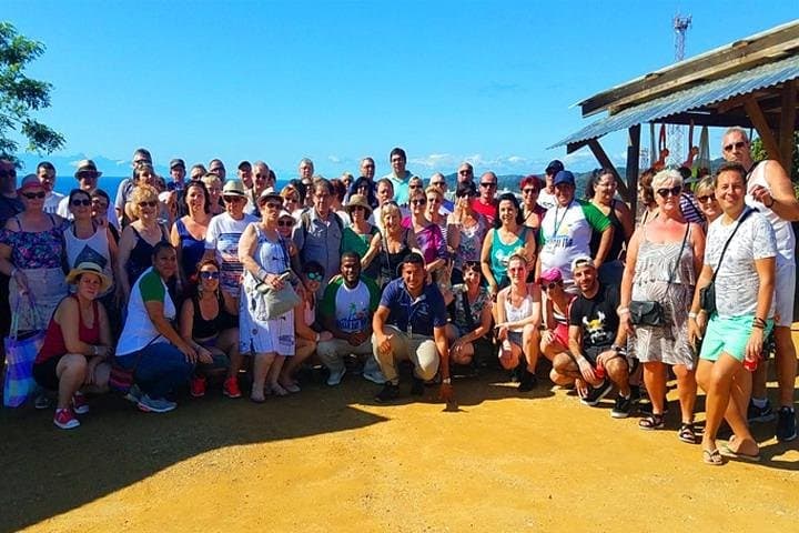 Roatan Fun Bus Group Sightseeing Island Private Tour
