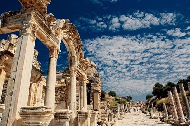 Private Tour: SKIP-THE-LINE Ephesus Tour From Izmir Port or Hotel