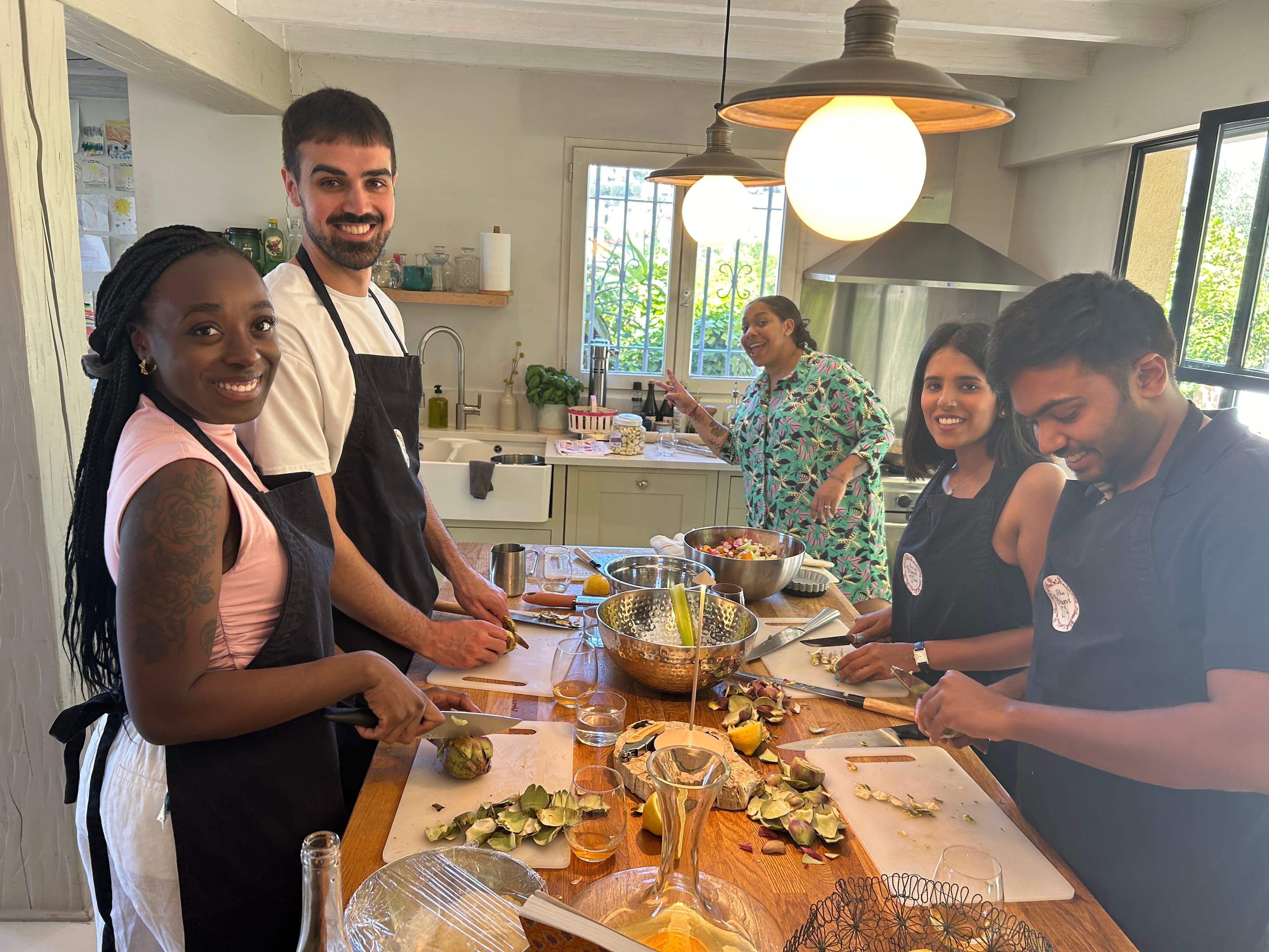 Niçoise Cooking Class in a charming house with old olive trees and sea view 