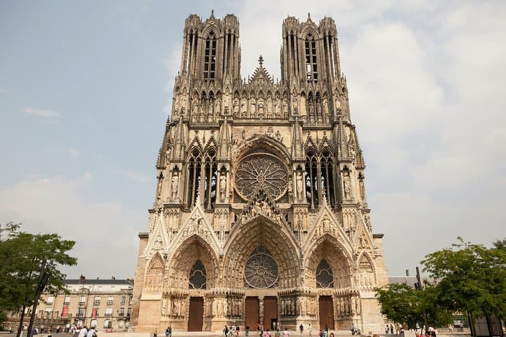 Cathedral of Notre Dame de Reims Self-Guided Tour with Mobile App
