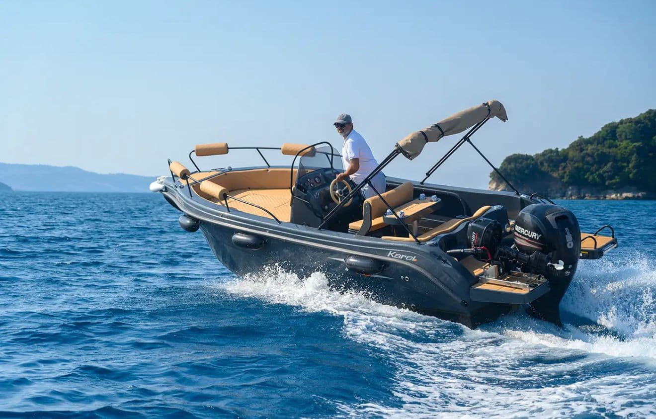 Zakynthos West Coast Boat Tour with Shipwreck Beach, Mizithres & Turtle Spotting