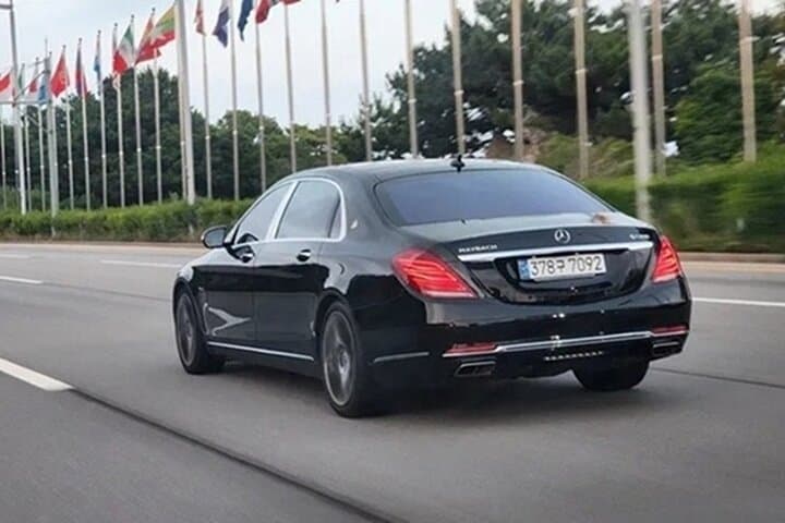 Korea VIP Private Tour by Mercedes‑Maybach S‑Class Chauffeur